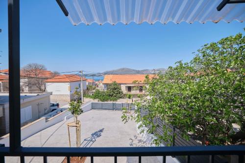 NEW! Adriatic Shell Apartments - 10 min Walk to Beach