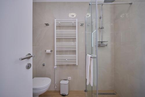 NEW! Adriatic Shell Apartments - 10 min Walk to Beach