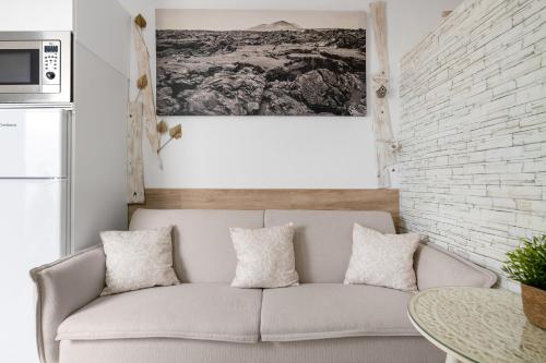 Vista Blanca Room 1