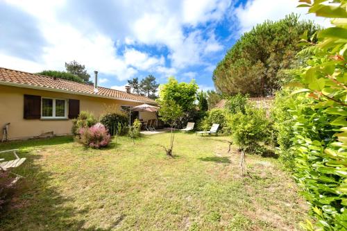 Maison calme et vue foret
