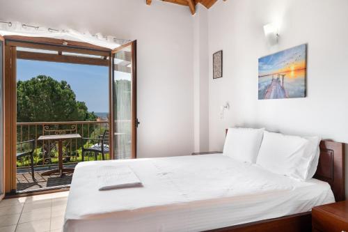 Chroma for 2, Finikounda 1