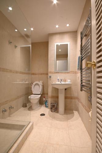 Puerto Banus - Tower Pool Apartment