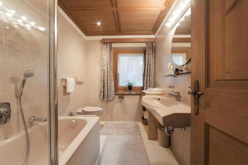 Foto Ciasa Ilda - Charming House 120 M2 3