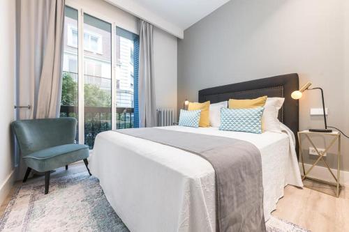 Luxury and Design in front of Parque del Retiro