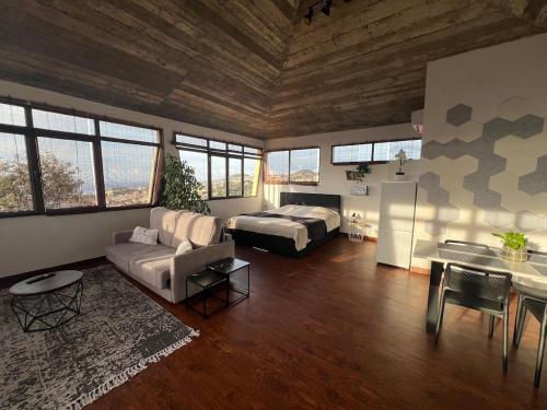 Sunset Studio - Panorama Aircon