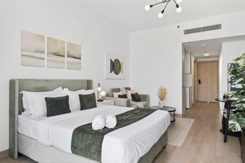FIRST CLASS Studio Urban Luxe Getaway