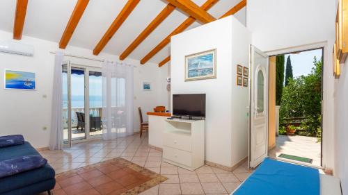 Vila Medea sea view by Villas Guide