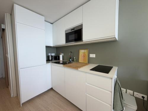 Dreamy Sea View - Direct Beach Access - Parking