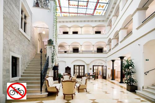 Arcadia Boutique Hotel