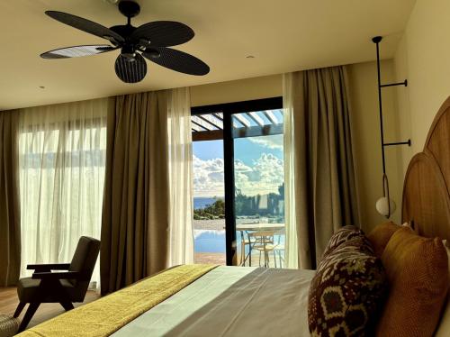 Hotel Punta Bermeja Premium — Sea view