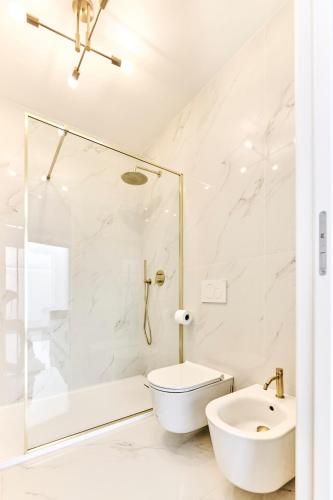 G Luxury Suite Platinum&Gold Red MetroLine to Duomo
