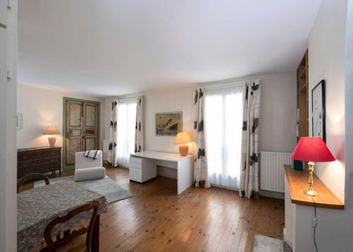 WeHost - Appartement pour deux au cœur du 11ᵉ – Bastille