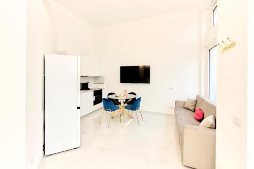 G Luxury Suite Platinum&Gold Red MetroLine to Duomo