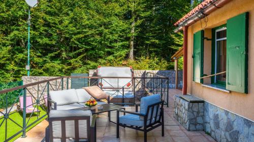 Holiday Home Villa Rosemary by Villas Guide