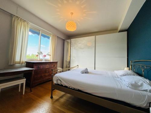 Superb 2 bedrooms, pools, quiet, near sea