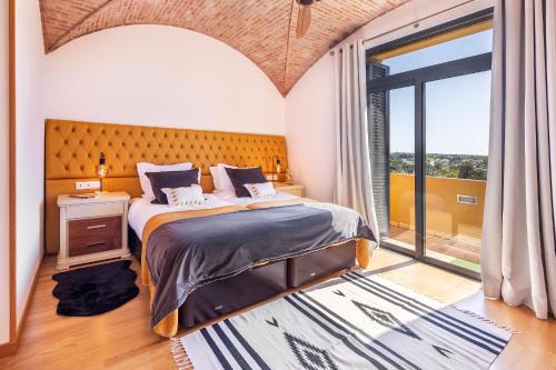 Villa Harmonie by Ocvillas