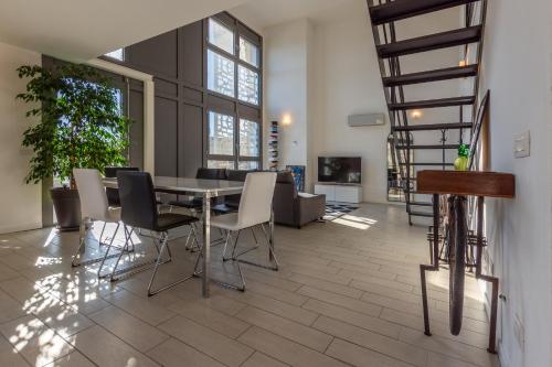 I-Host Apartment - Quintiliano 7