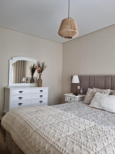Esmeralda house com garagem privada