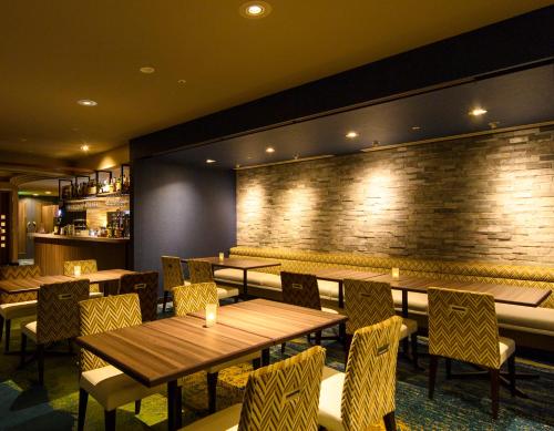 Zona de estar de Toyama Excel Hotel Tokyu