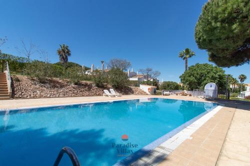 3BR Villa w Pool Families Only