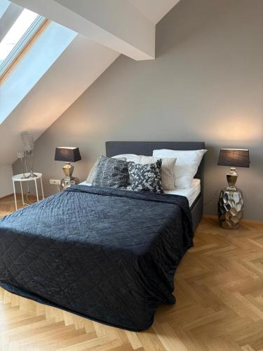Skyline Retreat in the Heart of Vienna!