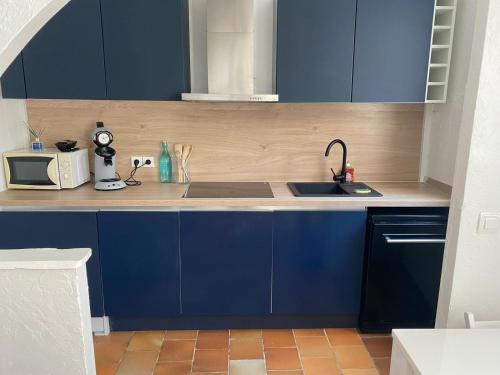 Fabulous 1 bedroom in Antibes old city