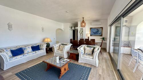 Felicidade - Private Heated Pool - 8 Guests - Albufeira