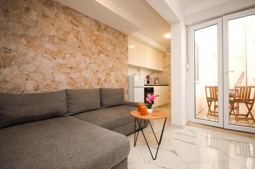 Apartment Rita, a new apartment with a parking space