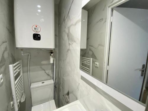 New 903 Suite Guillaume- Cosy Apartment Paris Center
