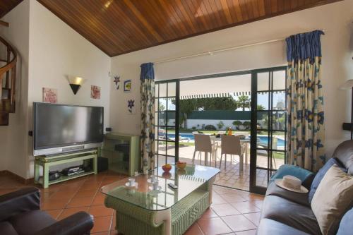 Villa Maria DOura by Villa Plus
