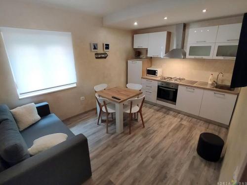 Apartment by Umag sea
