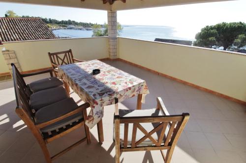 Apartments Zambratija with sea view