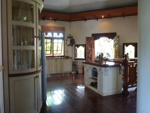 Dapur atau dapur kecil di Gunung Paradis Retreat