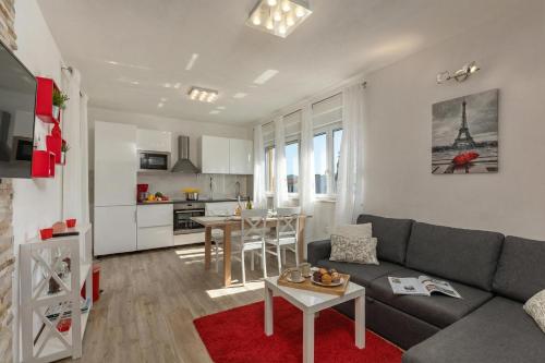 Asteria Villa with Private Pool - Labin