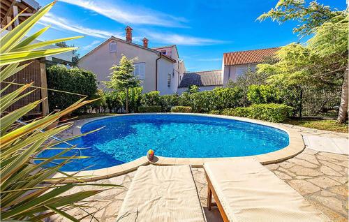 1 Bedroom Amazing Apartment In Banjol