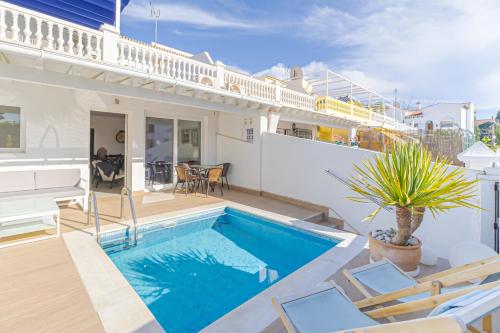 Villa Parador private Heated Pool roof terrace