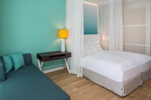 Falkensteiner Hotel & Spa Jesolo — Photo of the whole room