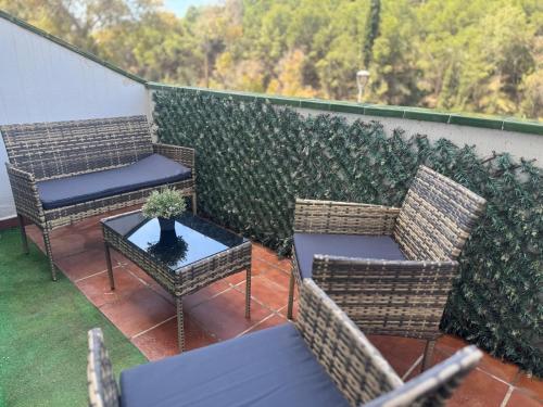 Parking, City & Pool- Costa Paradise Suites- MALAGA