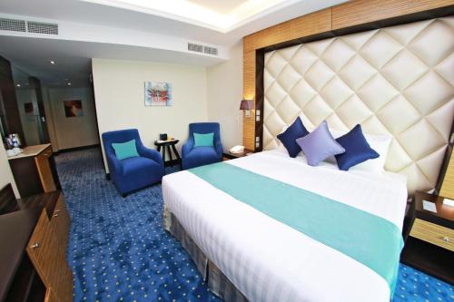 Armada Avenue Hotel Image