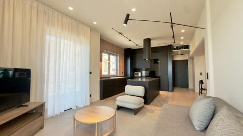 Aeolis Residence