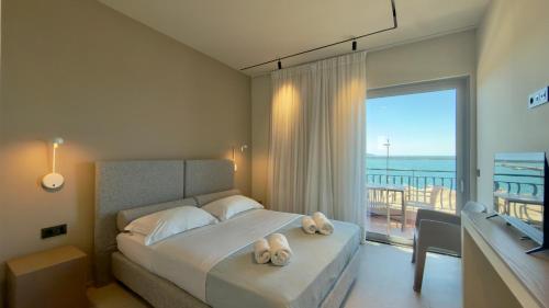 Aeolis Residence