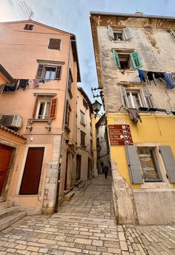 Valdibora Chic - Old town apartment