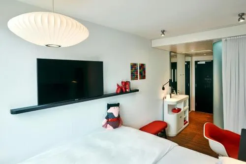 citizenM Miami Brickell photo 5
