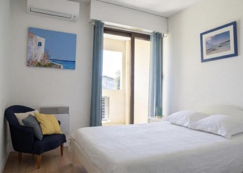 Charmant appartement piscine, tennis, parking