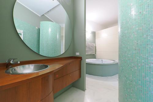 PRESTIGE BOUTIQUE HOMES - Exlcusive Apartament Garden & Pool