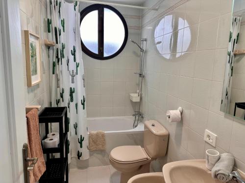 Los Cristianos 1-bedroom apartment, swimming pool