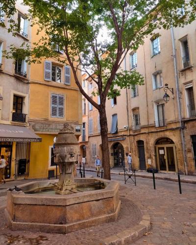 L'Aixquis - T2, Vieille Ville