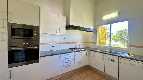 Golfe - Shared Pool - 7 Pax - Vilamoura