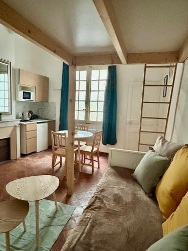 Studio confortable et équipé Cours Sextius
