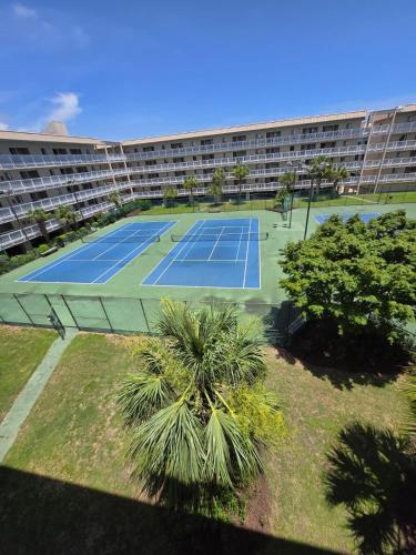 True comfort and relaxation-2bd, parking, beach photo 32